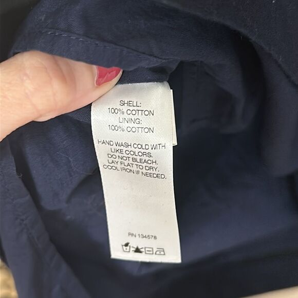 Vineyard Vines Navy Blue Lace Contrast Dress Size 0 Sleeveless Pleated V-Neck - Picture 6 of 6